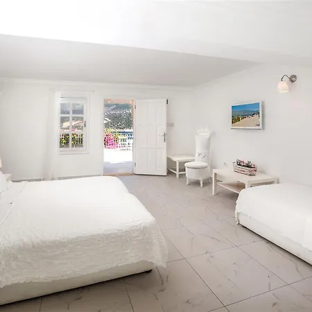 Club Capa Hotell 3*
