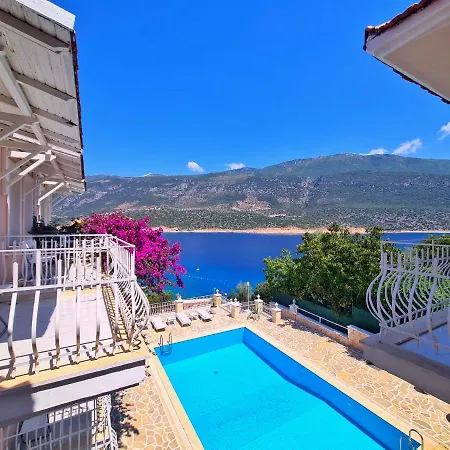 Hotel Club çapa 3*
